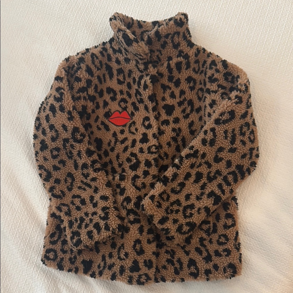 Nadadelazos Leopard Print Fleece Jacket with Red Lips Patch 4T